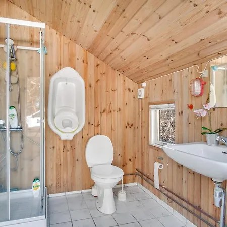 2 Bedroom Awesome In Sejero Holiday home